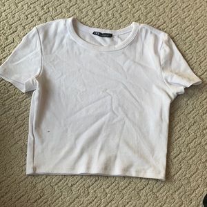 Zara - cropped white t-shirt